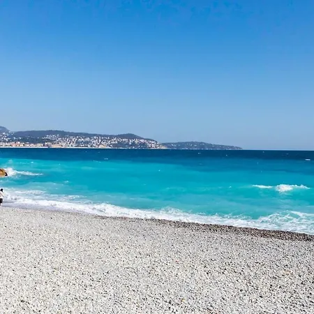 #37 1bdr Bagatelle, Promenade, Sea Front Balcony & Ac Apartmán *