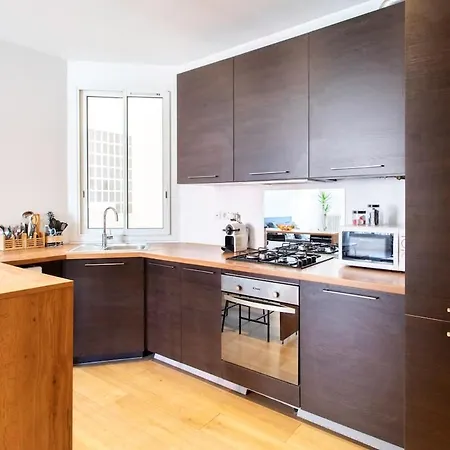 Apartmán #37 1bdr Bagatelle, Promenade, Sea Front Balcony & Ac Nice