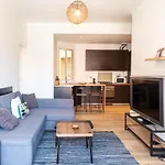 #37 Staywiz Us -1bdr Bagatelle, Promenade, Sea Front Balcony & Ac